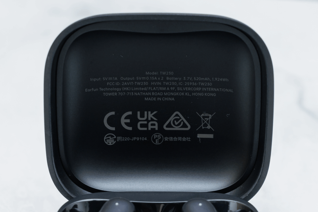 ミヤビテックブログ | 【実機レビュー】EarFun Air Pro 4i：1万円以下で手に入る”ほぼ完璧”なワイヤレスイヤホンを2週間使い倒してみた